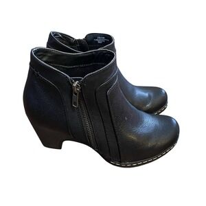 Eurosoft By Sofft Black Ankle Booties Faux Leather Size 7.5 Heeled Boots